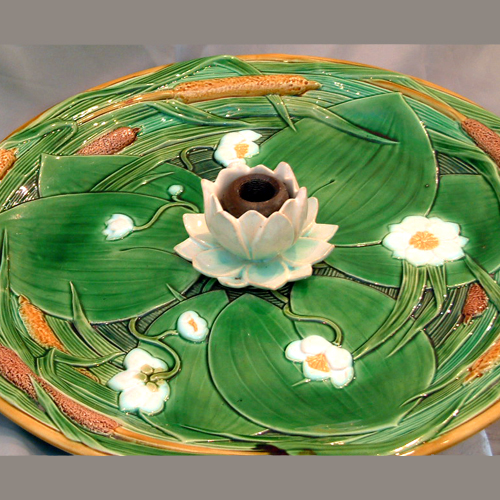 minton lotus flower & bulrush centre