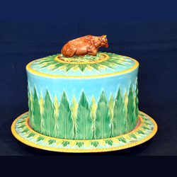 GEORGE JONES MAJOLICA COW CHEESE KEEPER