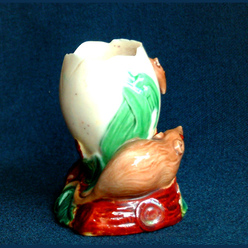 worcester majolica mice vase