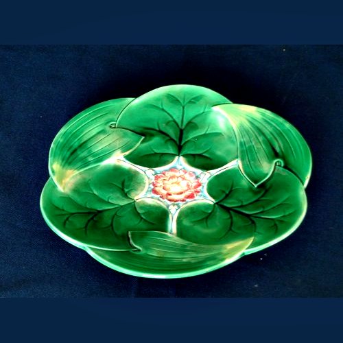 George Jones majolica lily plate 