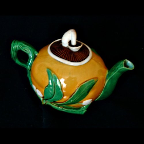 minton majolica tea pot